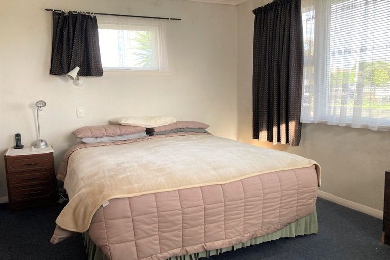 Photo of property in 19 Raleigh Street, Waitara, 4320