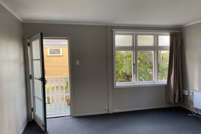 Photo of property in 5/28-28b Austin Street, Mount Victoria, Wellington, 6011