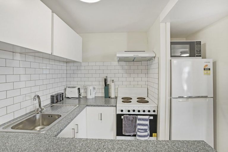 Photo of property in 7a Havelock Street, Mornington, Dunedin, 9011