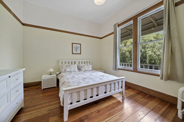 Photo of property in 35 Strasbourge Street, Martinborough, 5711