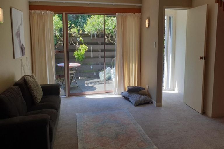 Photo of property in 3/249 Muritai Road, Eastbourne, Lower Hutt, 5013