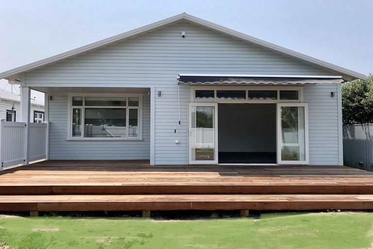 Photo of property in 1/259 Georges Drive, Napier South, Napier, 4110