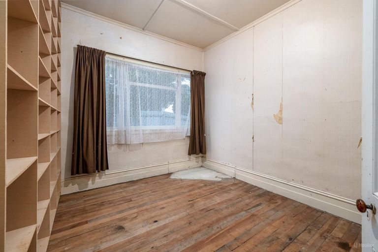 Photo of property in 7 Holmes Street, Waimate, 7924