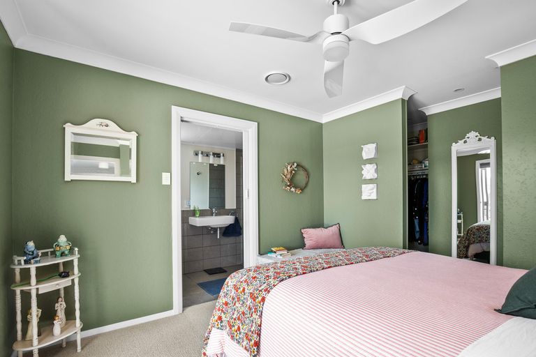 Photo of property in 1 Royal Terrace, Alexandra, 9320