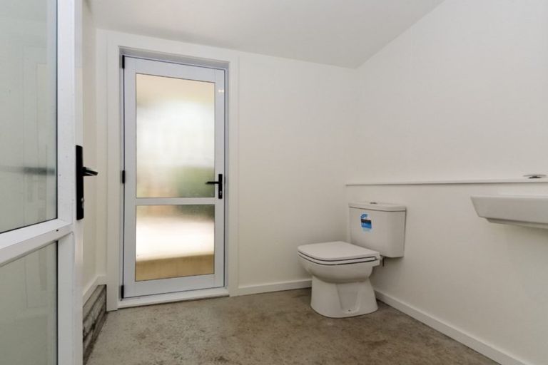 Photo of property in 52 Beach Valley Road, Piha, New Lynn, 0772