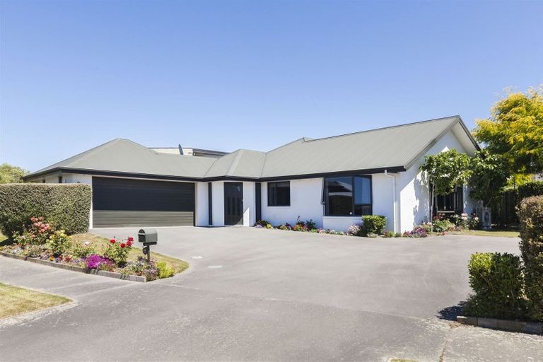 Photo of property in 17 Glencullen Drive, Casebrook, Christchurch, 8051
