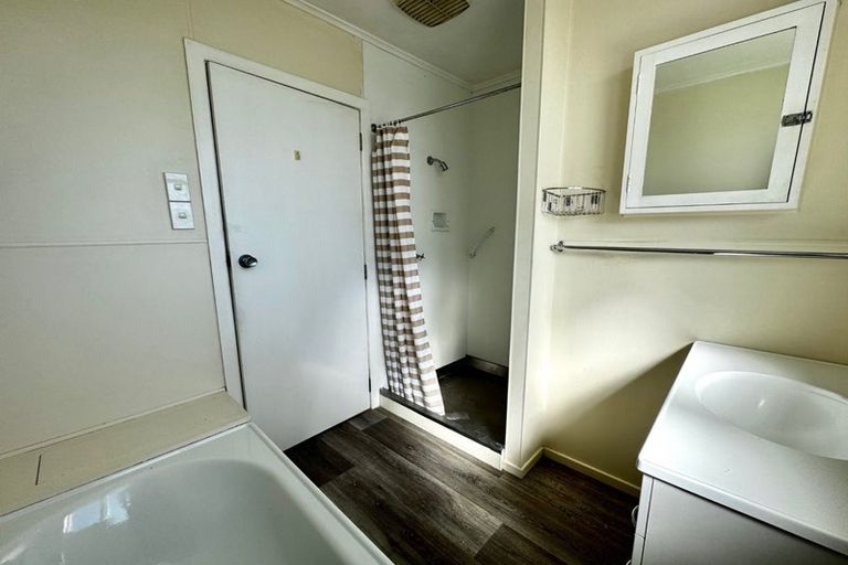 Photo of property in 25 Waihi Road, Hawera, 4610