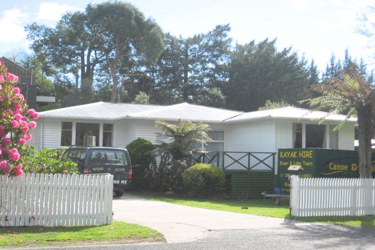 Photo of property in 4 Riverbank Road, Taupo, 3330