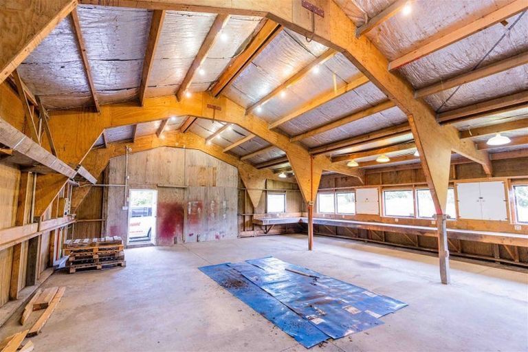 Photo of property in 372 Pine Valley Road, Dairy Flat, Silverdale, 0992