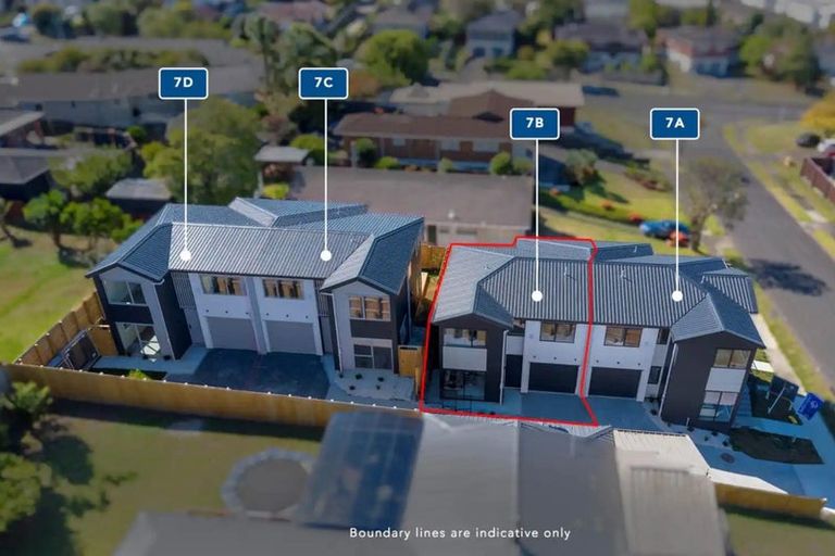 Photo of property in 7b Maroubra Place, Botany Downs, Auckland, 2010