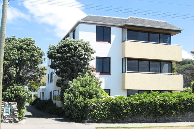 Photo of property in 2/88 Esplanade, Sumner, Christchurch, 8081