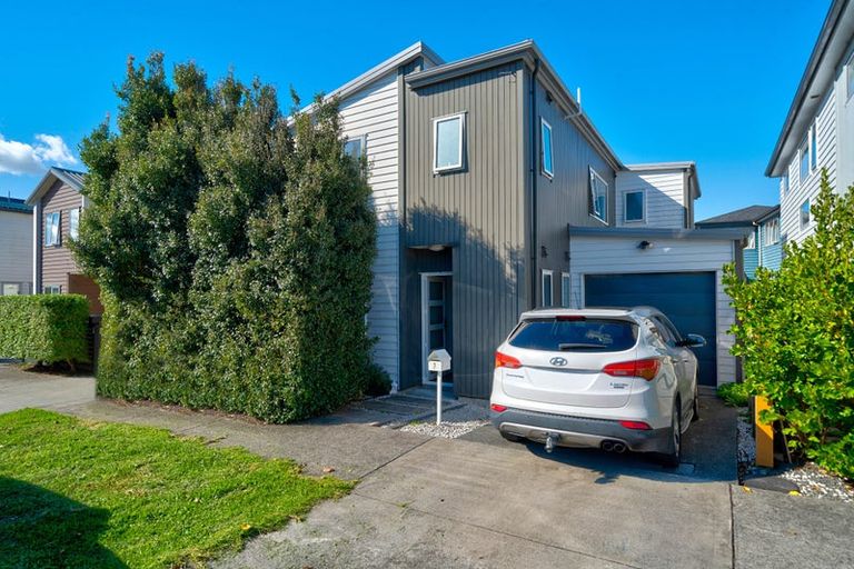 Photo of property in 7 Silvereye Road, Hobsonville, Auckland, 0616