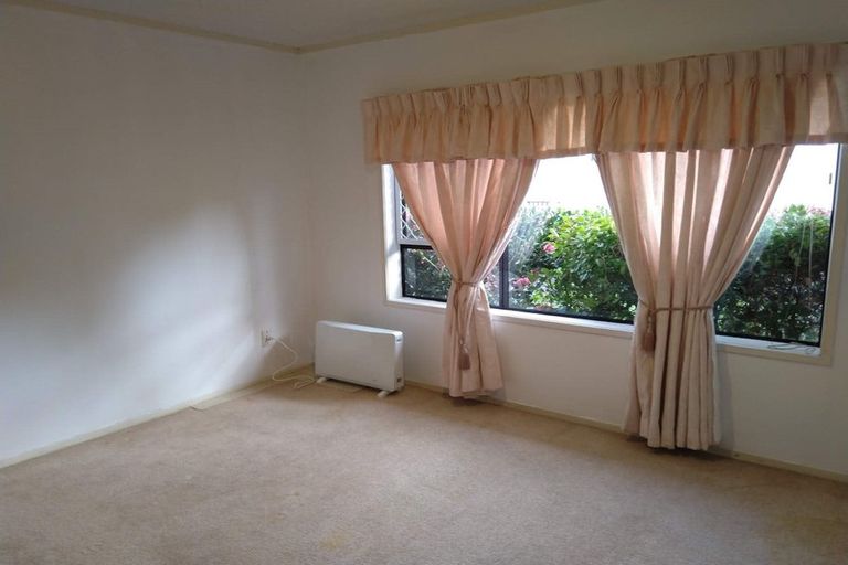 Photo of property in 1/99 Prince Regent Drive, Half Moon Bay, Auckland, 2012