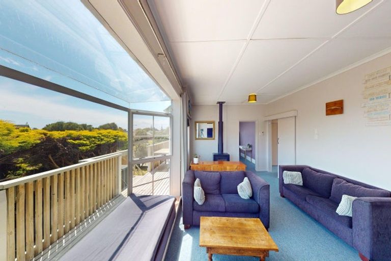 Photo of property in 40 Kahukura Avenue, Waitarere Beach, Levin, 5510