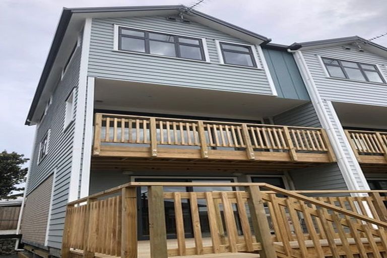 Photo of property in 7 Stockade View Lane, Howick, Auckland, 2014