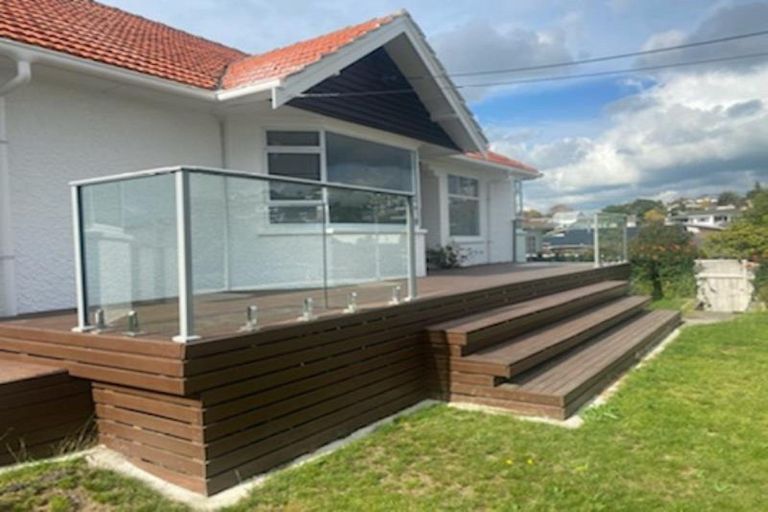 Photo of property in 11 Chilman Street, Strandon, New Plymouth, 4312