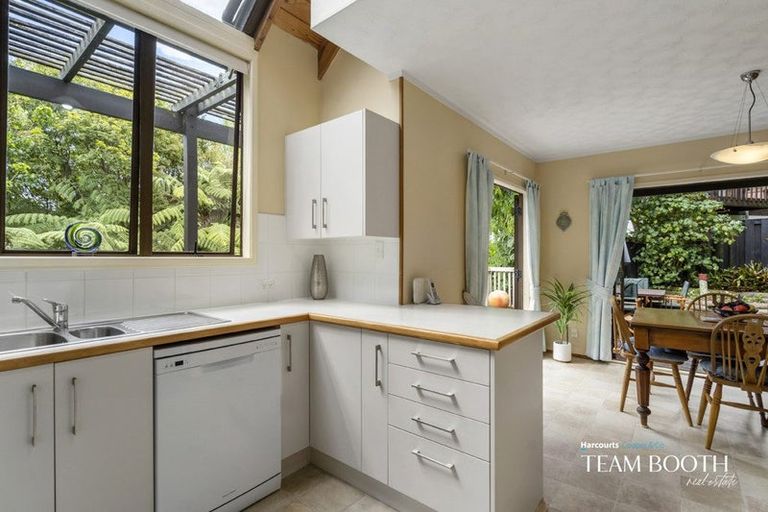 Photo of property in 1/139a Mokoia Road, Birkenhead, Auckland, 0626