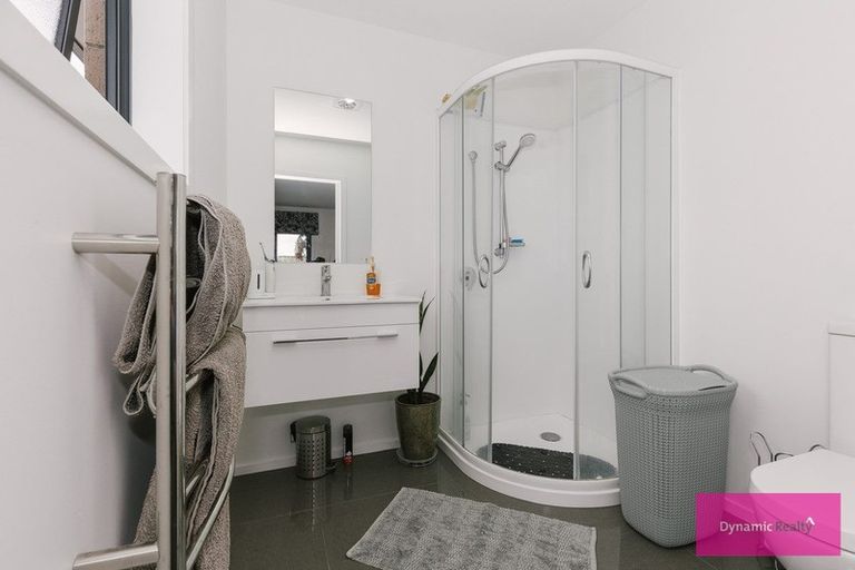 Photo of property in 43a Abraham Crescent, Milson, Palmerston North, 4414