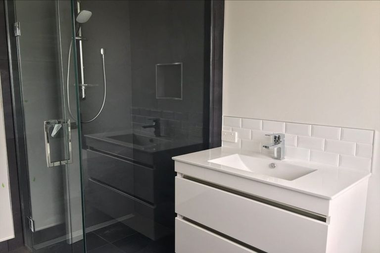 Photo of property in 32 William Paul Street, Cambridge, 3434