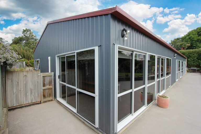 Photo of property in 2 Bidston Street, Outram, 9019