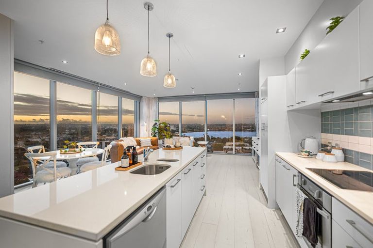 Photo of property in Sentinel Apartments, 1604/3 Northcroft Street, Takapuna, Auckland, 0622