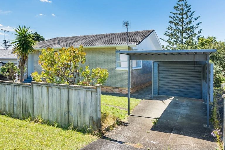 Photo of property in 1/285 Sunset Road, Sunnynook, Auckland, 0632