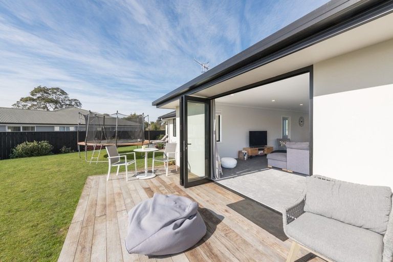 Photo of property in 4 Les Wakefield Road, Mapua, 7005