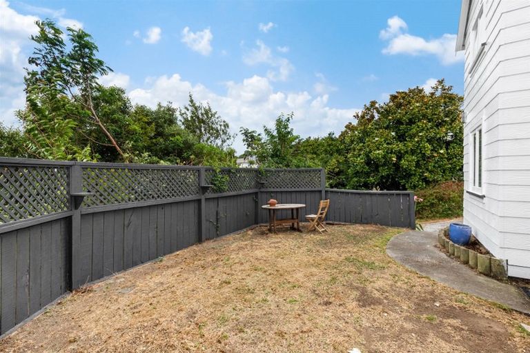 Photo of property in 58 Conclusion Street, Ascot Park, Porirua, 5024