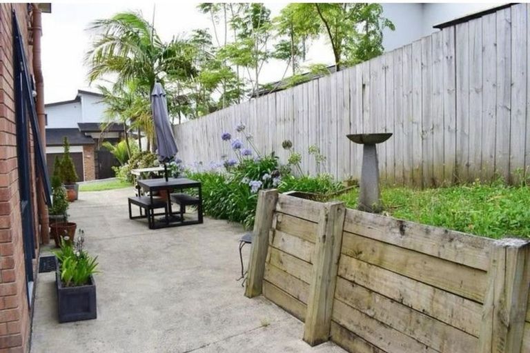 Photo of property in 220 Schnapper Rock Road, Schnapper Rock, Auckland, 0632