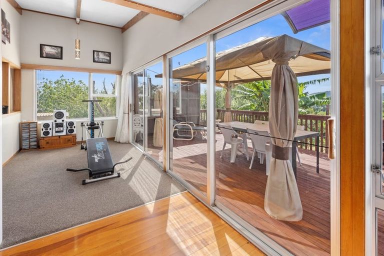 Photo of property in 65 Gorge Road, Maungaturoto, 0520