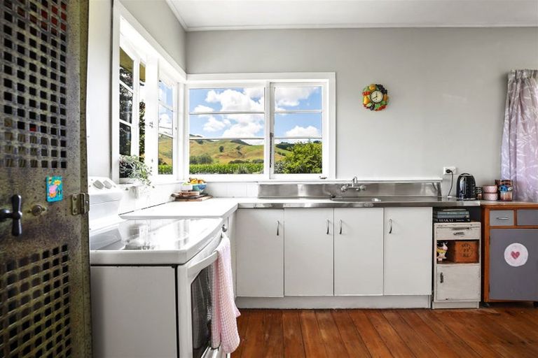 Photo of property in 70 Thames Road, Paeroa, 3600