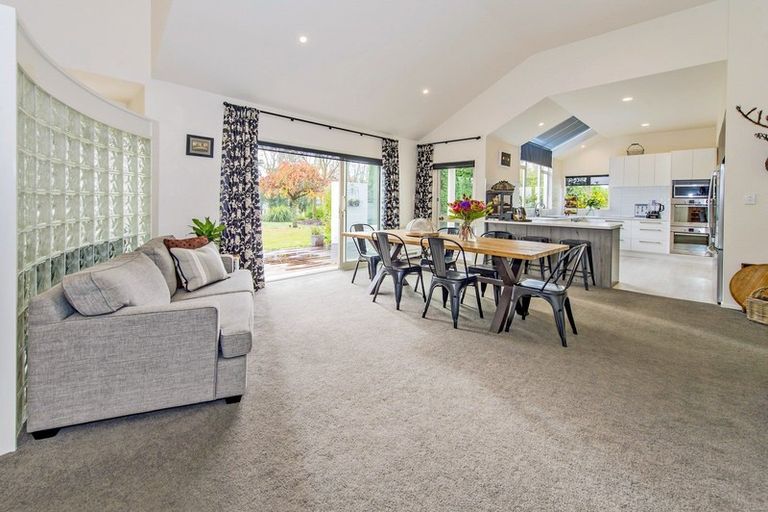 Photo of property in 1437 Old West Coast Road, West Melton, Christchurch, 7671