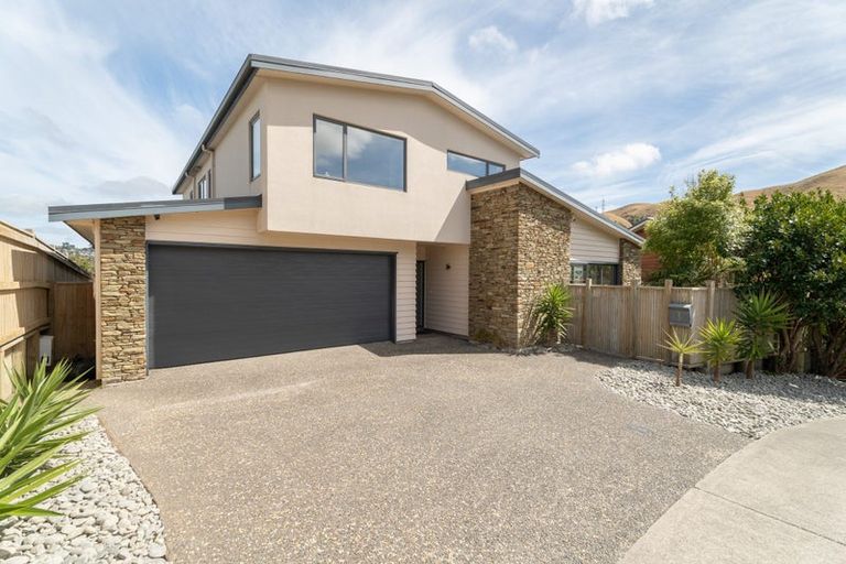 Photo of property in 5 Romaine Road, Churton Park, Wellington, 6037