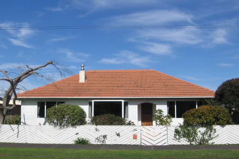 Photo of property in 32a Ngatai Road, Otumoetai, Tauranga, 3110