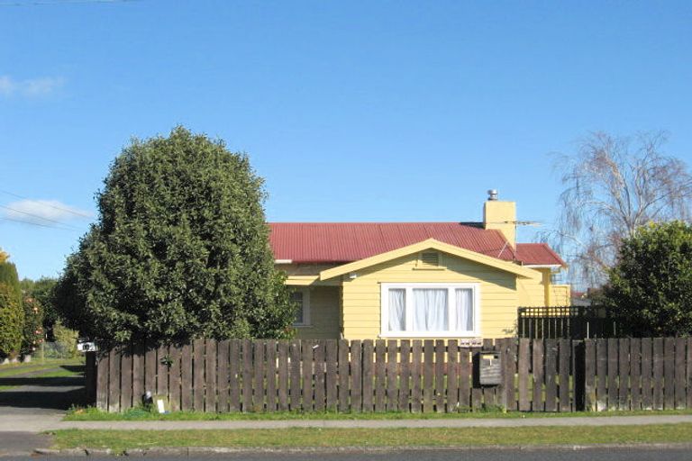 Photo of property in 53b Kelvin Road, Papakura, 2110