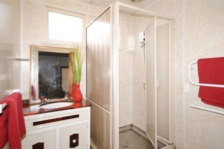 Photo of property in 304a Ferry Road, Waltham, Christchurch, 8011