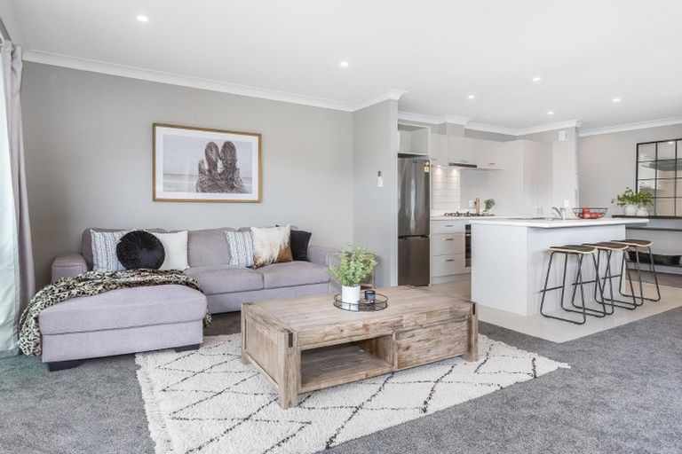 Photo of property in 27 Moonsail Drive, Whitby, Porirua, 5024