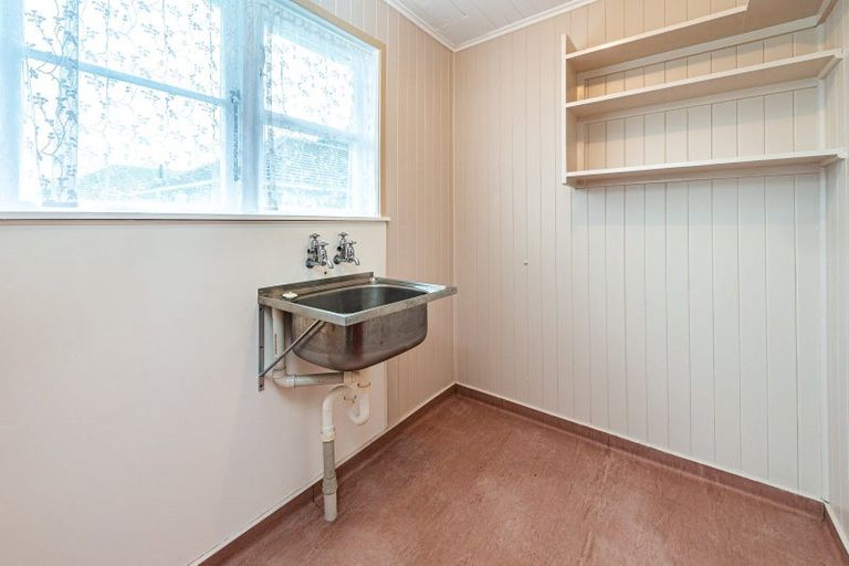 Photo of property in 60 Harper Street, Gonville, Whanganui, 4501