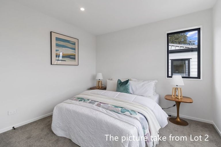 Photo of property in 105a Sycamore Drive, Sunnynook, Auckland, 0620