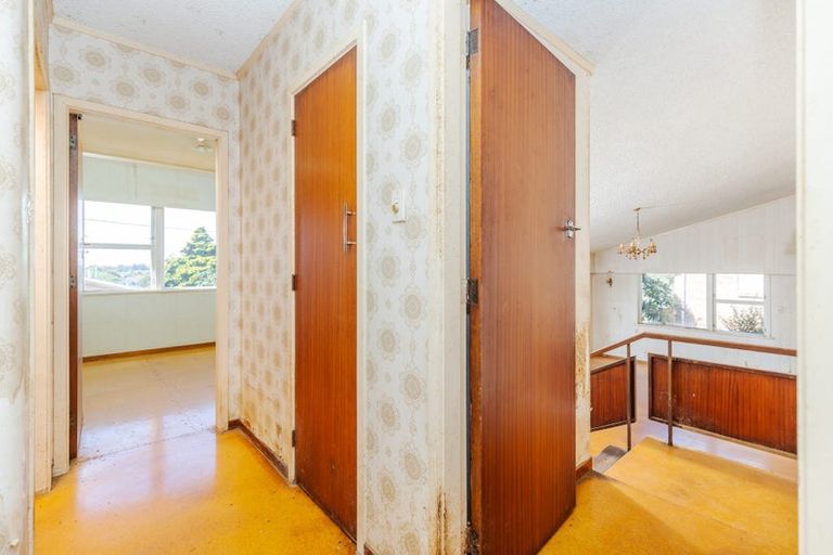 Photo of property in 15 Hamblyn Crescent, Nawton, Hamilton, 3200