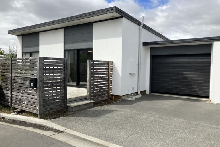 Photo of property in 16 League Lane, Phillipstown, Christchurch, 8011