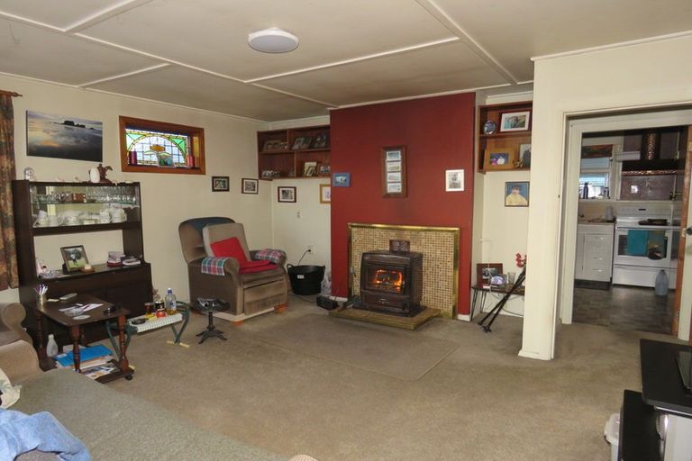 Photo of property in 253 Palmerston Street, Westport, 7825