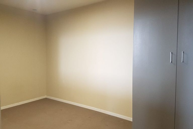 Photo of property in 13 Bruce Road, Glenfield, Auckland, 0629