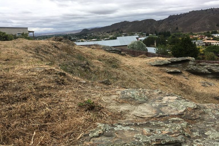 Photo of property in 11 Aronui Road, Bridge Hill, Alexandra, 9320