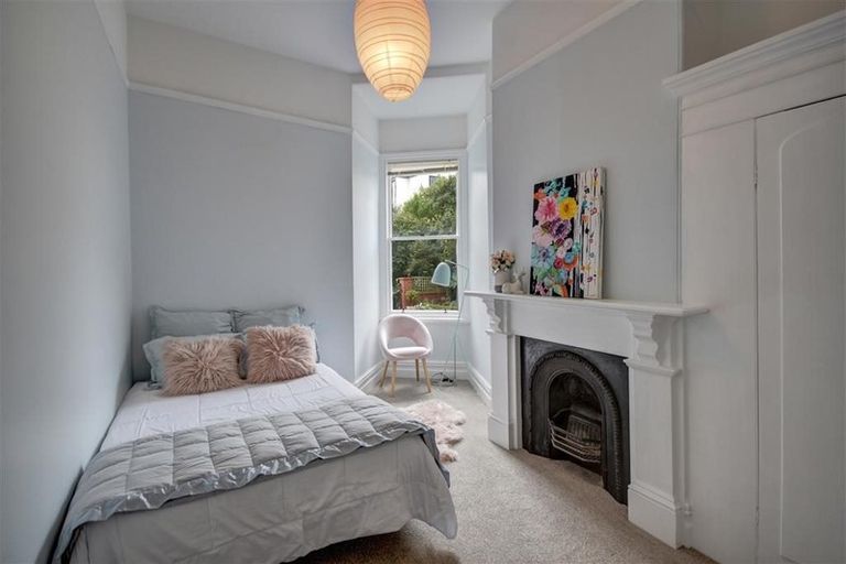 Photo of property in 10 Heriot Row, Dunedin Central, Dunedin, 9016