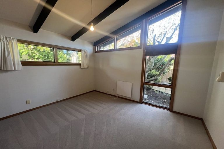 Photo of property in 12 Gloaming Place, Sockburn, Christchurch, 8042