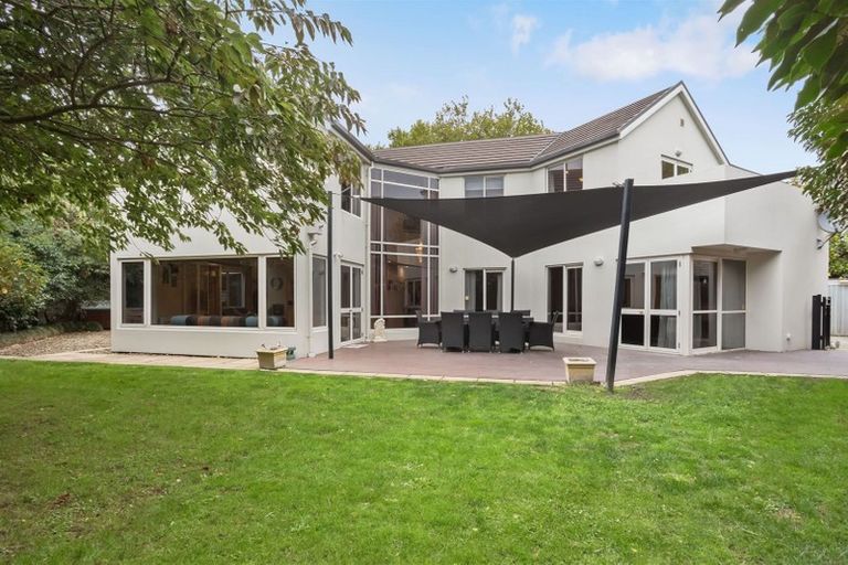 Photo of property in 7 Grangewood Lane, Burnside, Christchurch, 8053