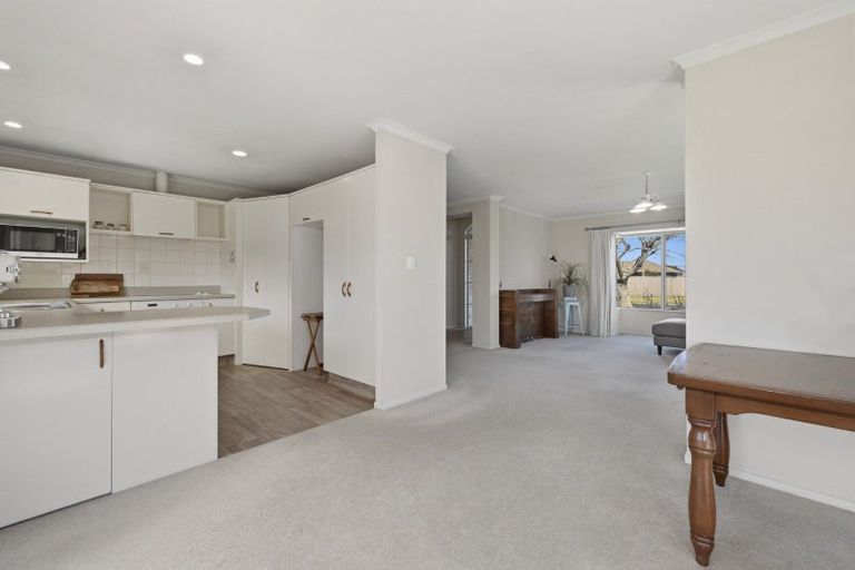 Photo of property in 18 Lasiandra Place, Mount Maunganui, 3116