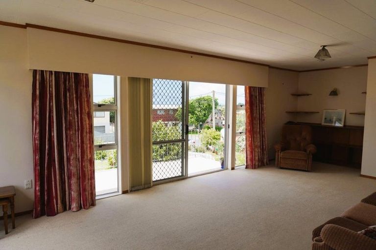 Photo of property in 12 Seaview Road, Ruakaka, 0116