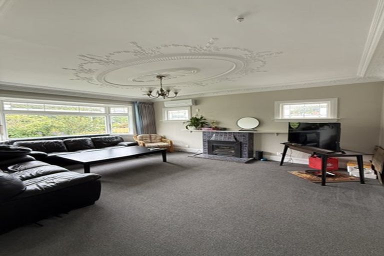 Photo of property in 339 Karori Road, Karori, Wellington, 6012